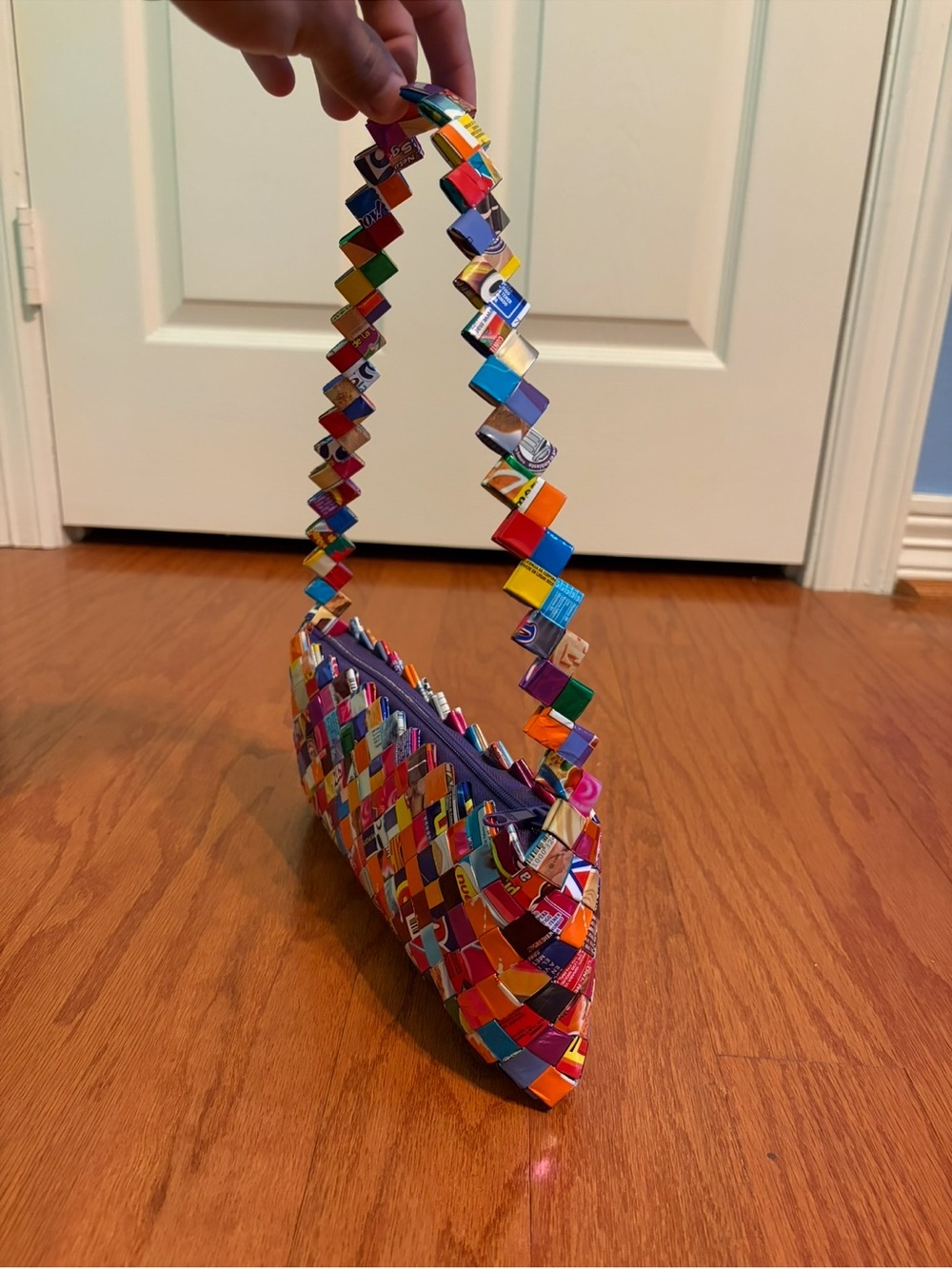 Handmade Recycled Magazine Woven Handbag Colorful Art Purse Statement Bag - Picture 7 of 8